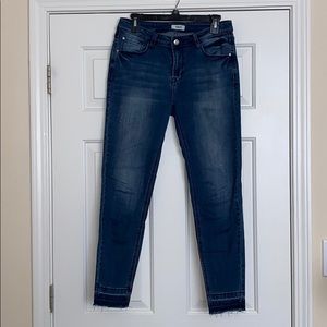 Super Stretchy High-Waisted Light Wash Jeans!